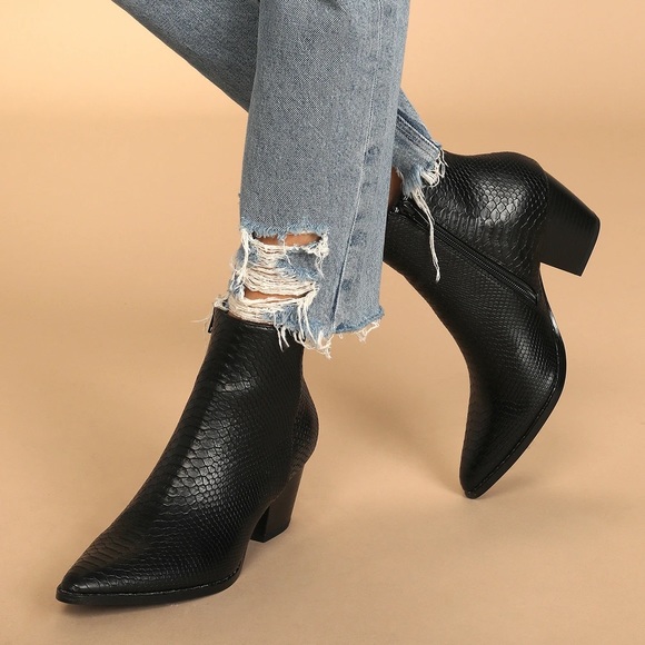 Lulus Shoes - Spirit Black Snake Pointed Toe Ankle Booties
Lulus x Matisse